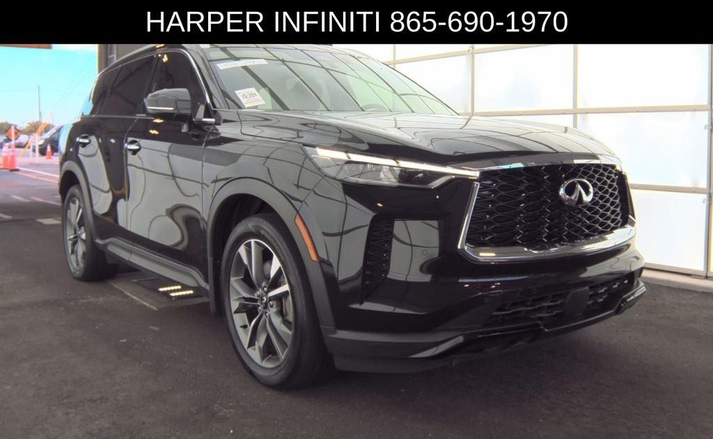 2023 INFINITI QX60 LUXE