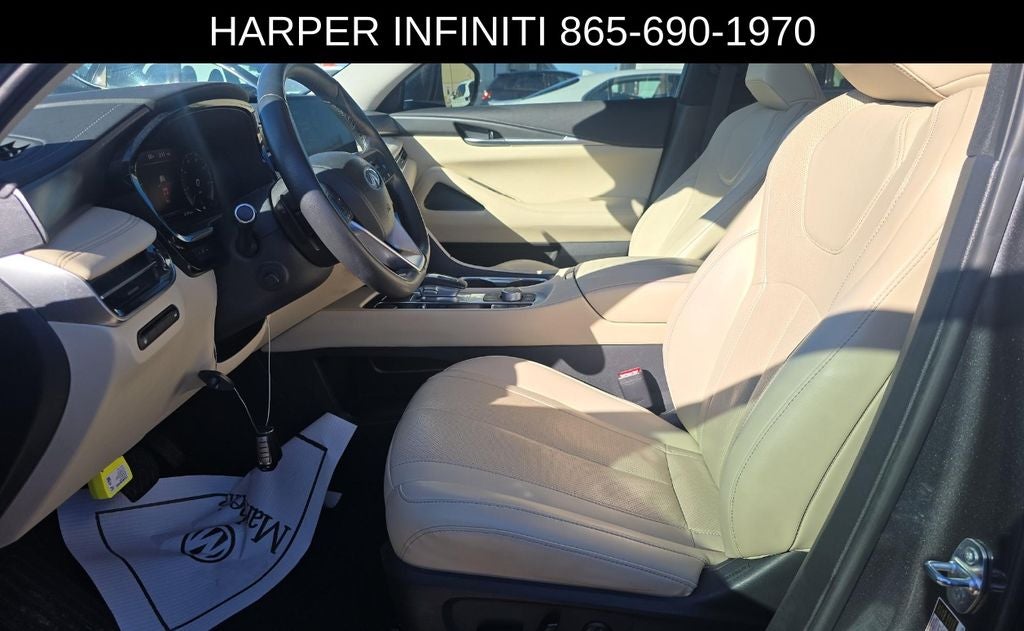 2023 INFINITI QX60 LUXE