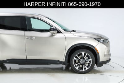 2023 INFINITI QX60 LUXE
