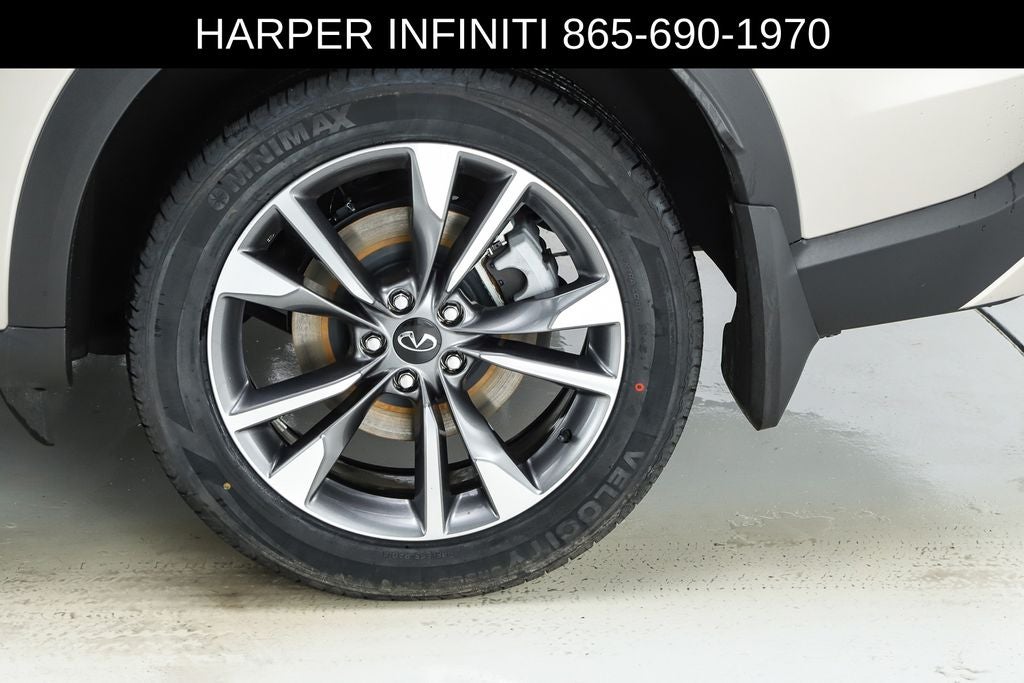 2023 INFINITI QX60 LUXE