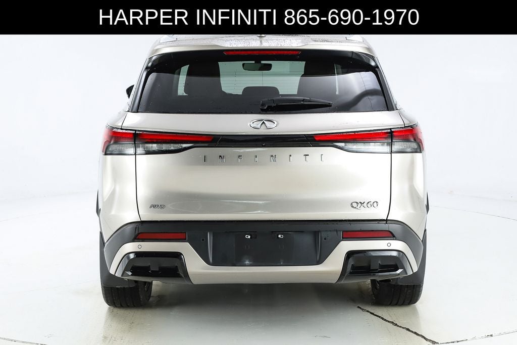 2023 INFINITI QX60 LUXE