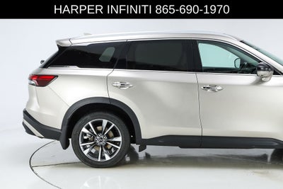 2023 INFINITI QX60 LUXE