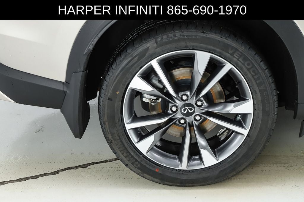 2023 INFINITI QX60 LUXE
