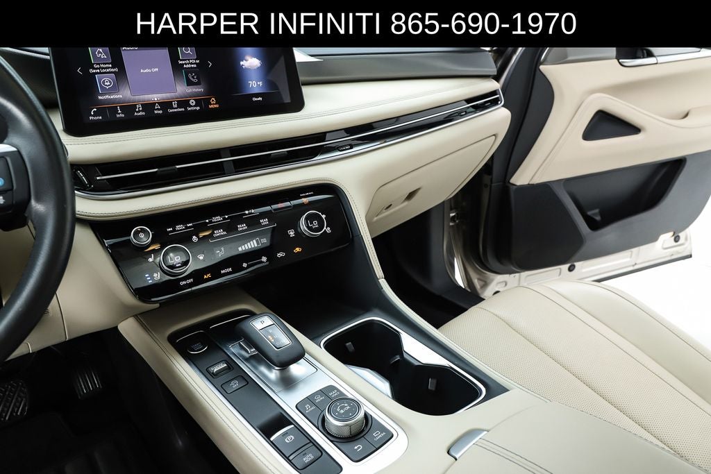 2023 INFINITI QX60 LUXE