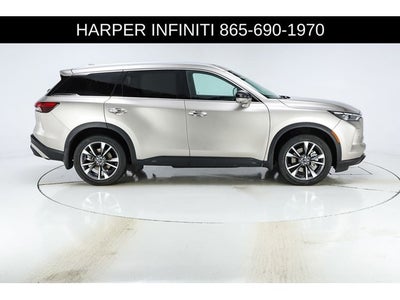 2023 INFINITI QX60 LUXE