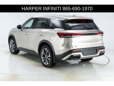 2023 INFINITI QX60 LUXE