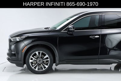 2023 INFINITI QX60 LUXE