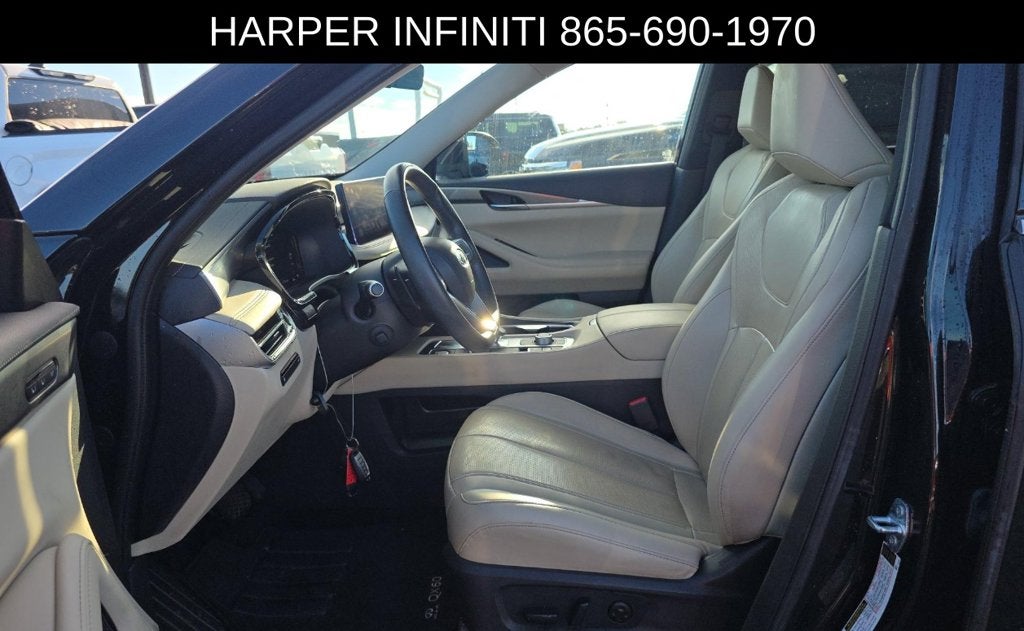 2023 INFINITI QX60 LUXE