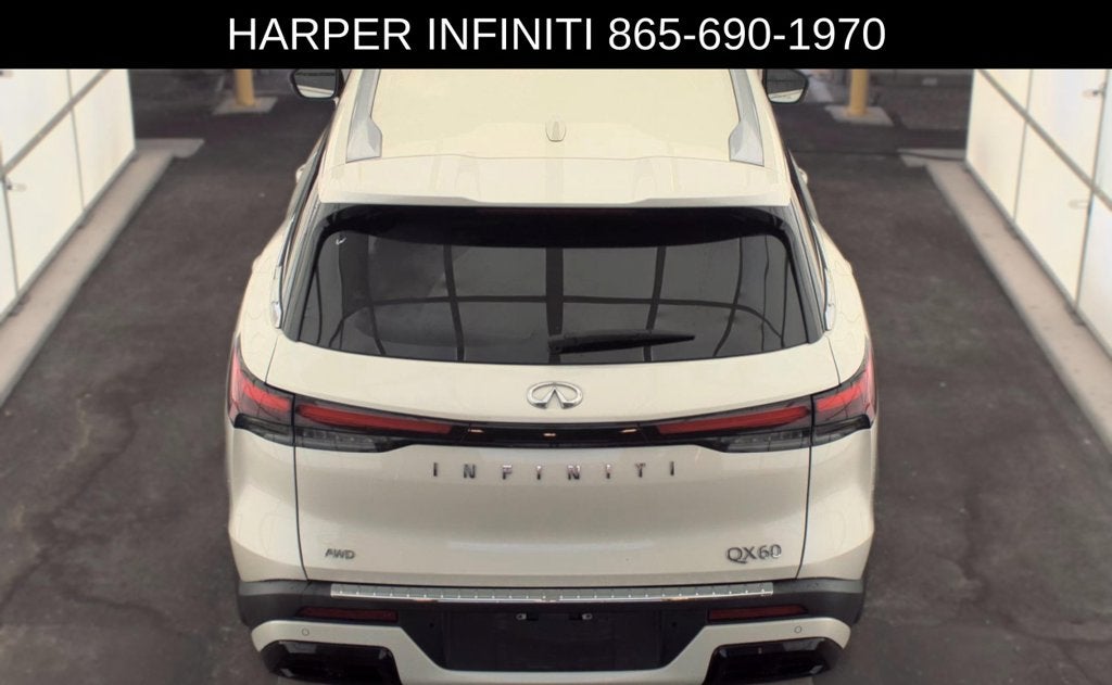 2023 INFINITI QX60 LUXE