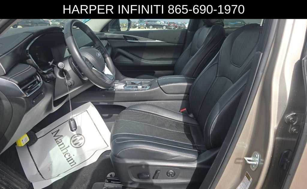 2023 INFINITI QX60 LUXE