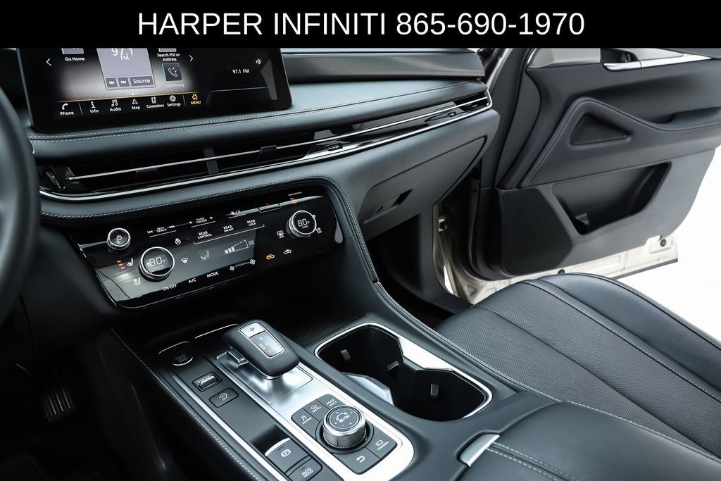 2023 INFINITI QX60 LUXE
