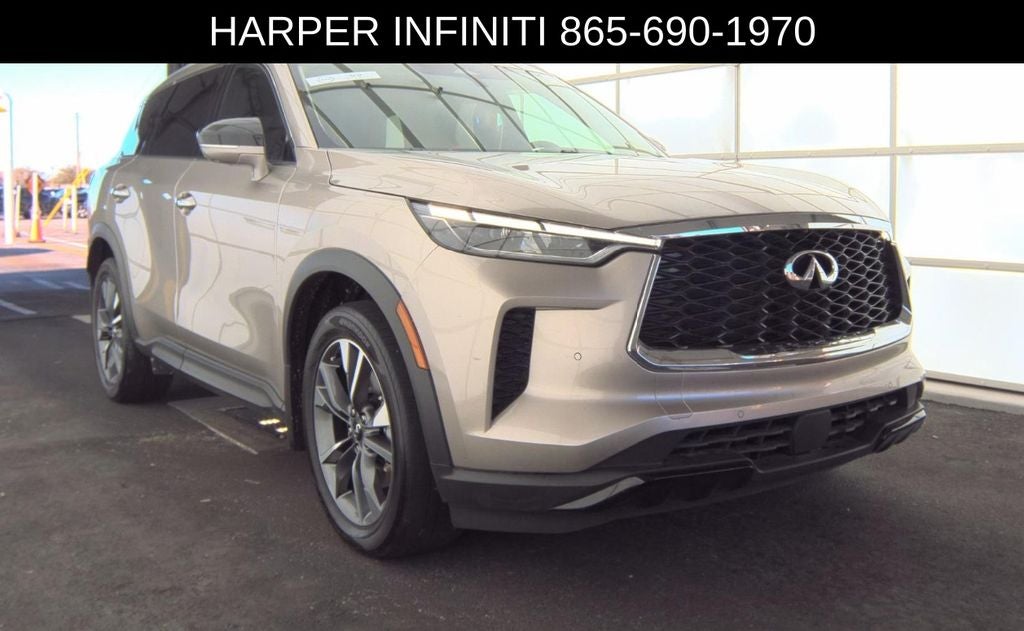 2023 INFINITI QX60 LUXE