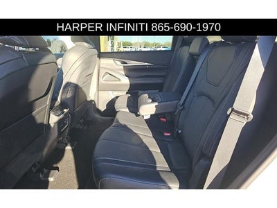 2023 INFINITI QX60 LUXE