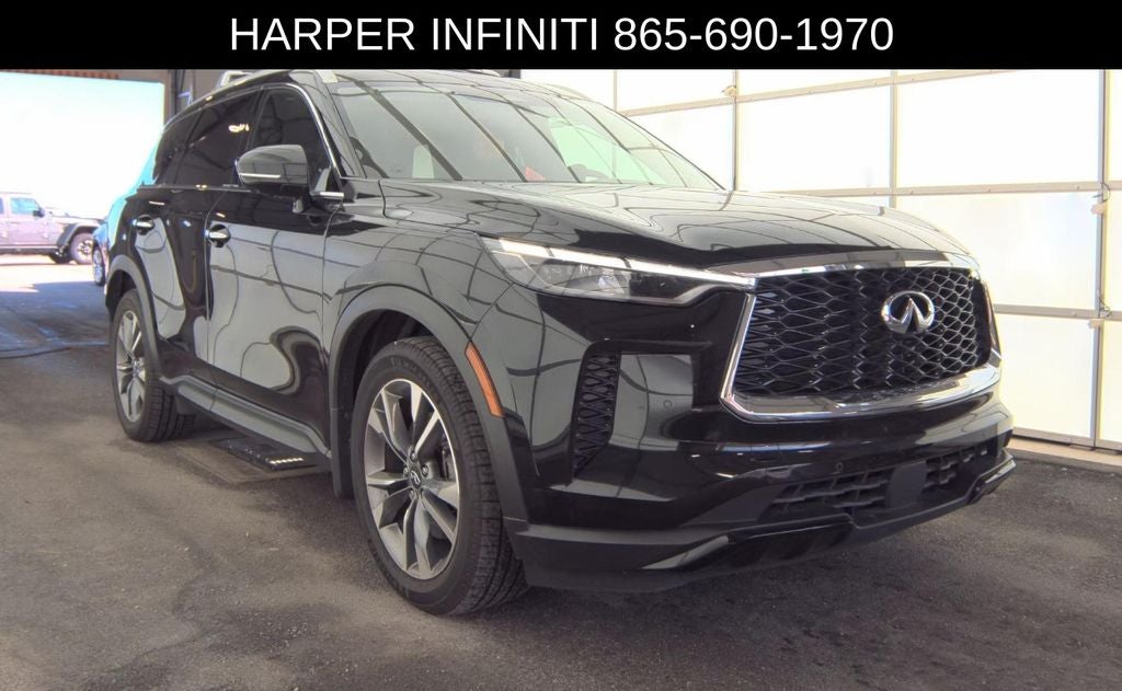 2023 INFINITI QX60 LUXE