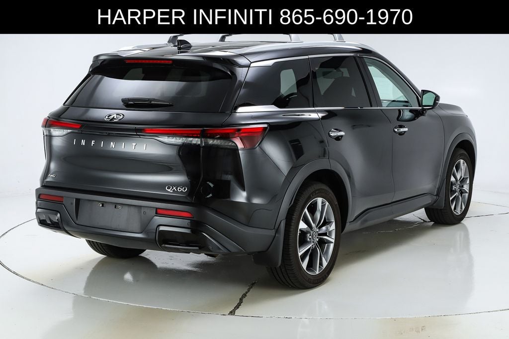 2023 INFINITI QX60 LUXE