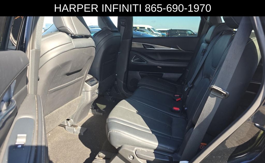 2023 INFINITI QX60 LUXE