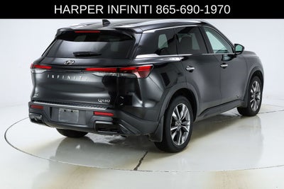 2023 INFINITI QX60 LUXE