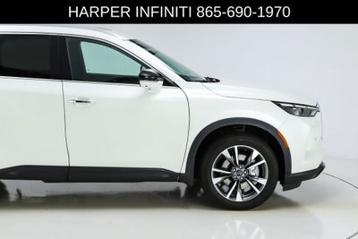 2023 INFINITI QX60 LUXE
