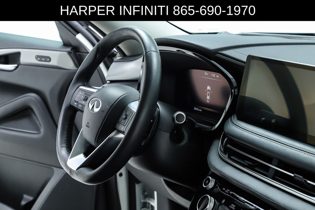 2023 INFINITI QX60 LUXE