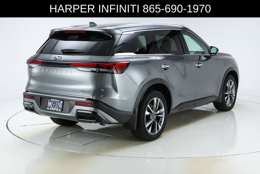 2023 INFINITI QX60 LUXE