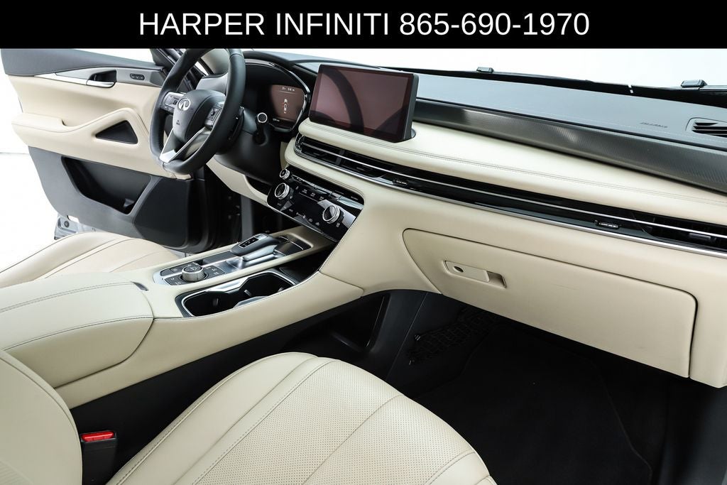 2023 INFINITI QX60 LUXE