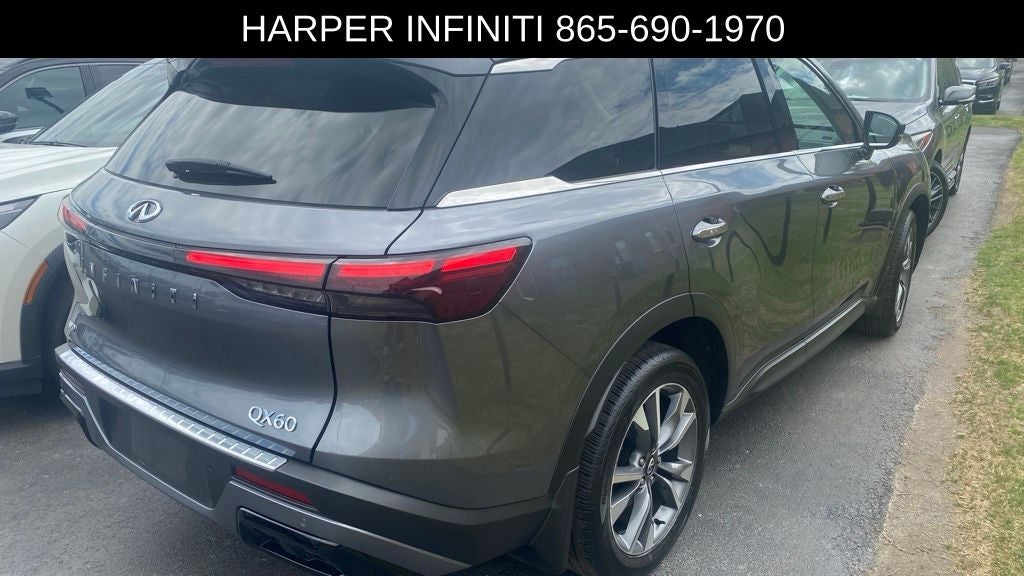 2023 INFINITI QX60 LUXE