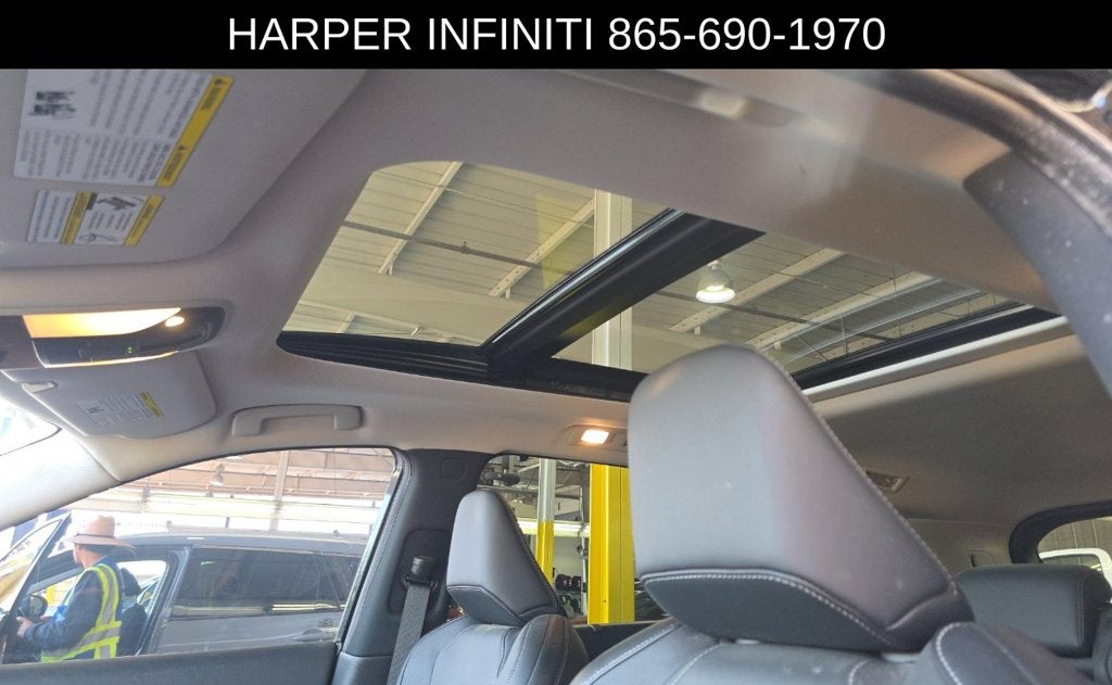 2023 INFINITI QX60 LUXE