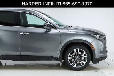 2023 INFINITI QX60 LUXE