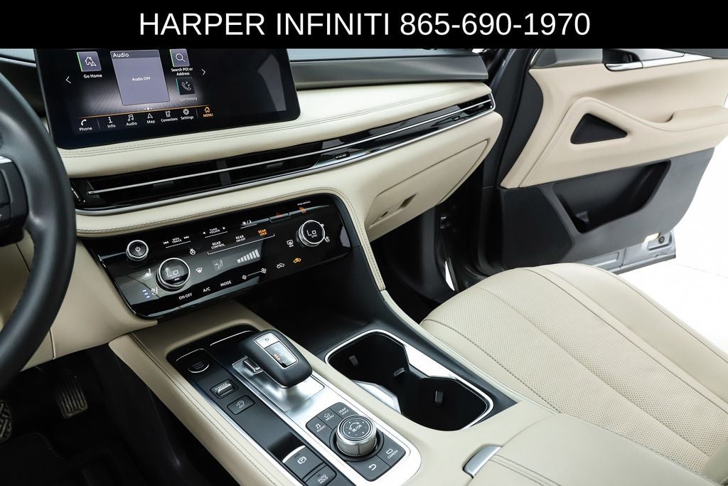 2023 INFINITI QX60 LUXE
