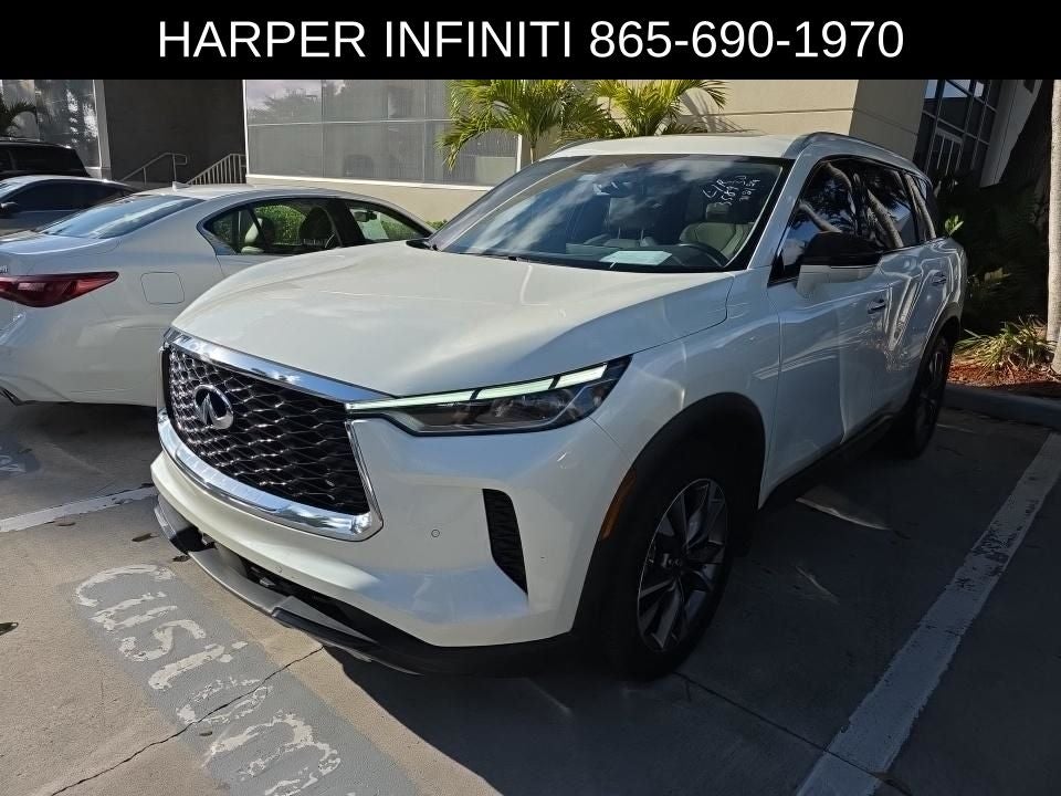 2023 INFINITI QX60 LUXE