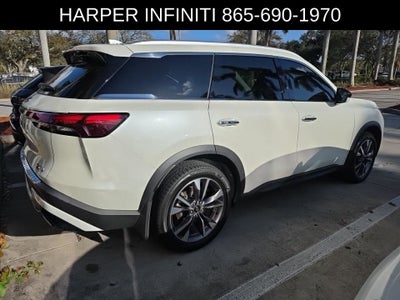 2023 INFINITI QX60 LUXE