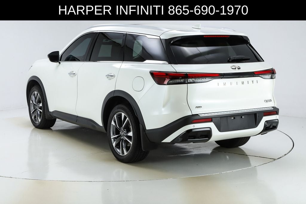 2023 INFINITI QX60 LUXE