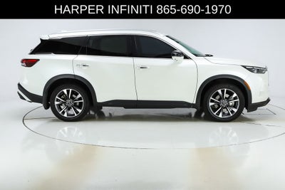 2023 INFINITI QX60 LUXE