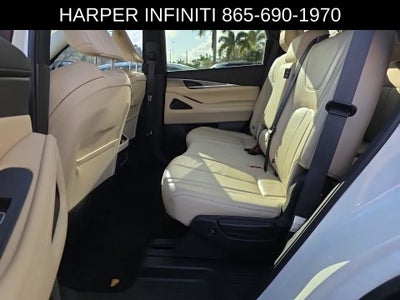 2023 INFINITI QX60 LUXE