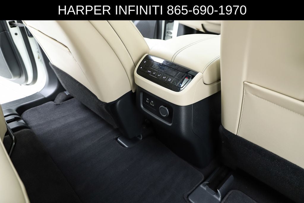 2023 INFINITI QX60 LUXE