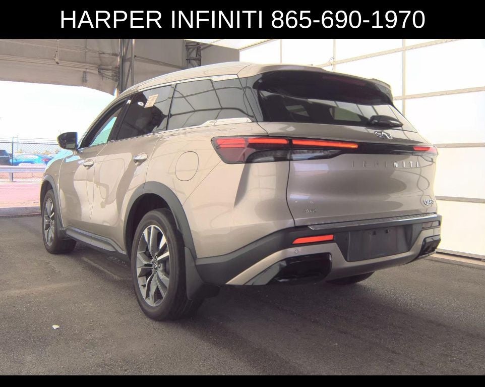 2023 INFINITI QX60 LUXE