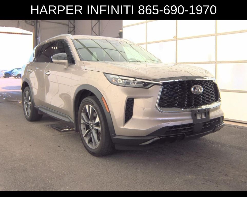 2023 INFINITI QX60 LUXE
