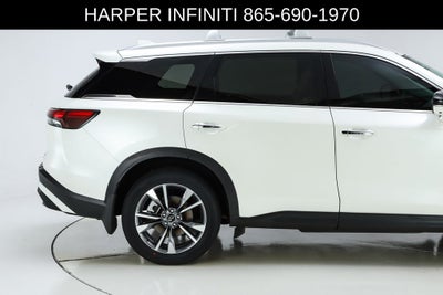 2023 INFINITI QX60 LUXE