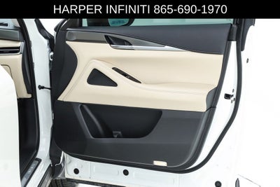 2023 INFINITI QX60 LUXE