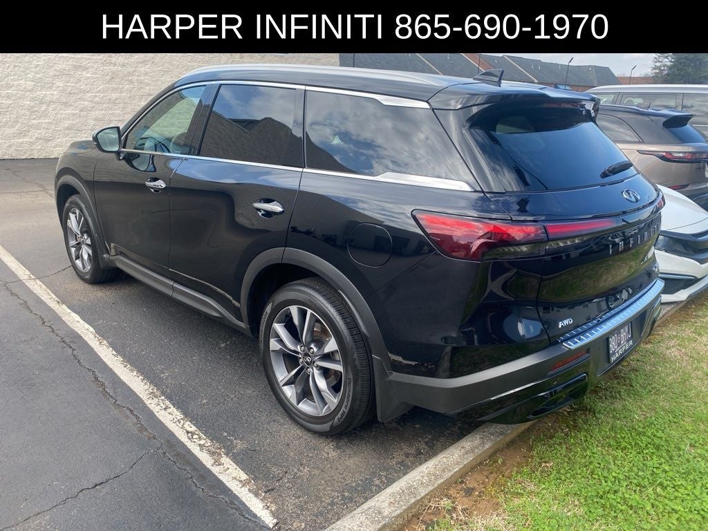 2023 INFINITI QX60 LUXE
