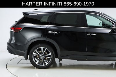 2023 INFINITI QX60 LUXE