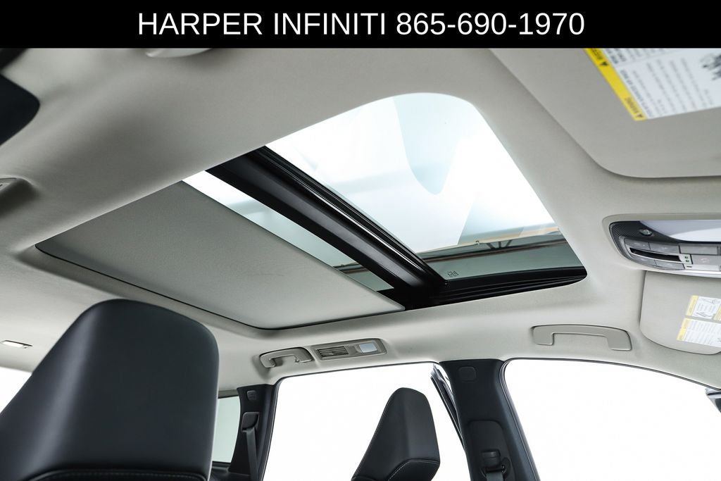 2023 INFINITI QX60 LUXE