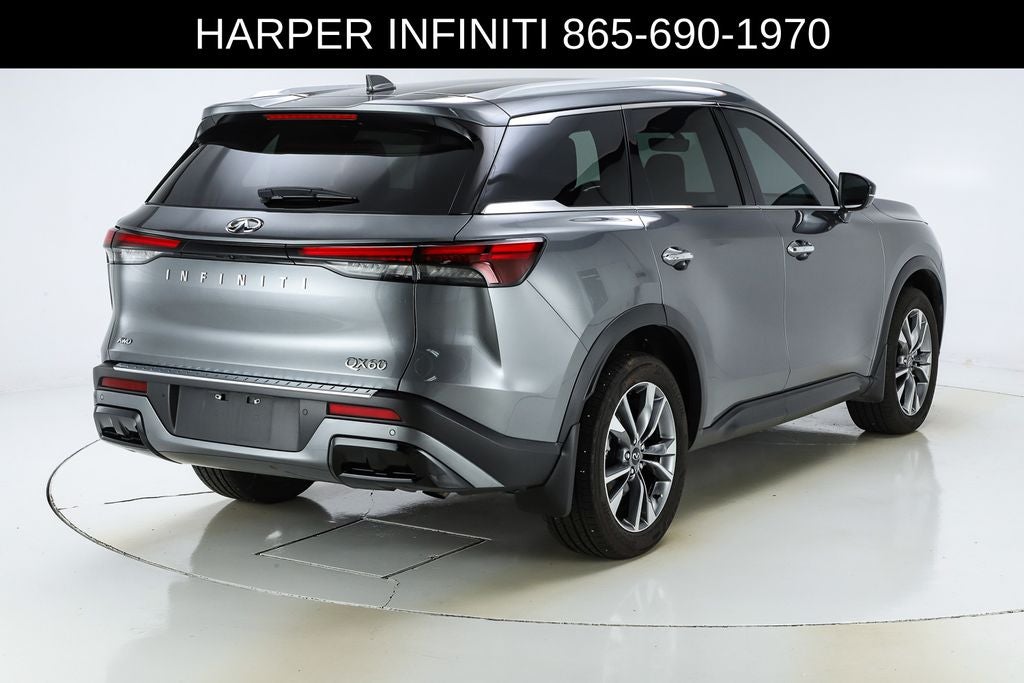 2023 INFINITI QX60 LUXE