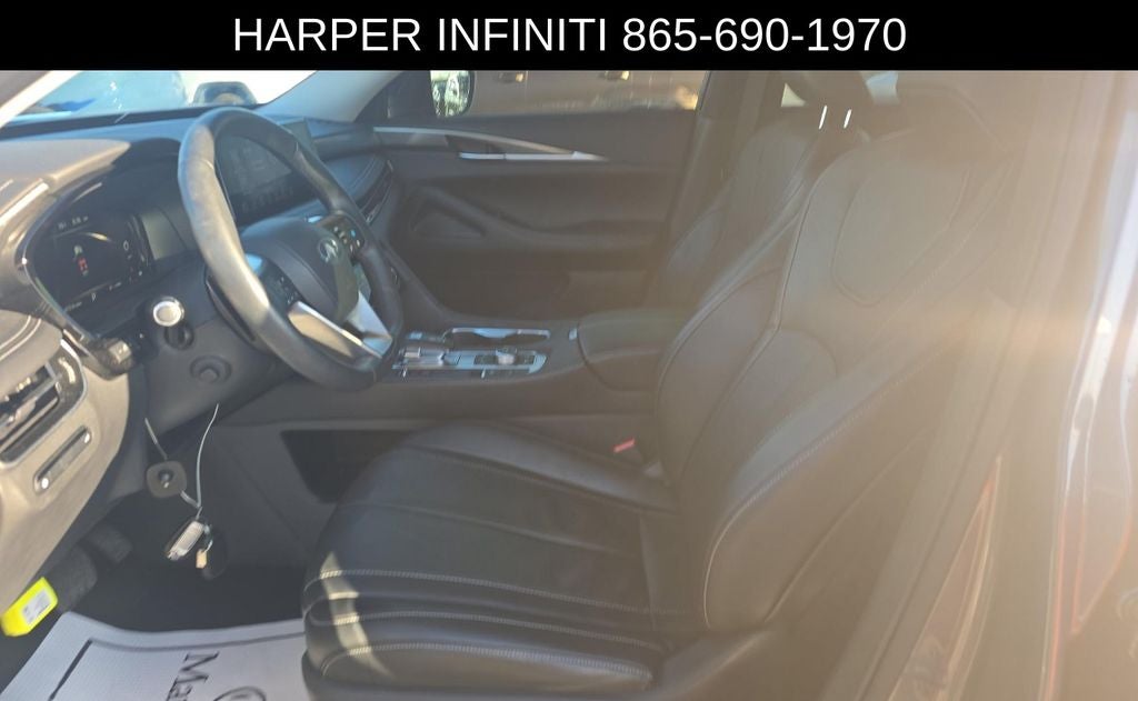 2023 INFINITI QX60 LUXE