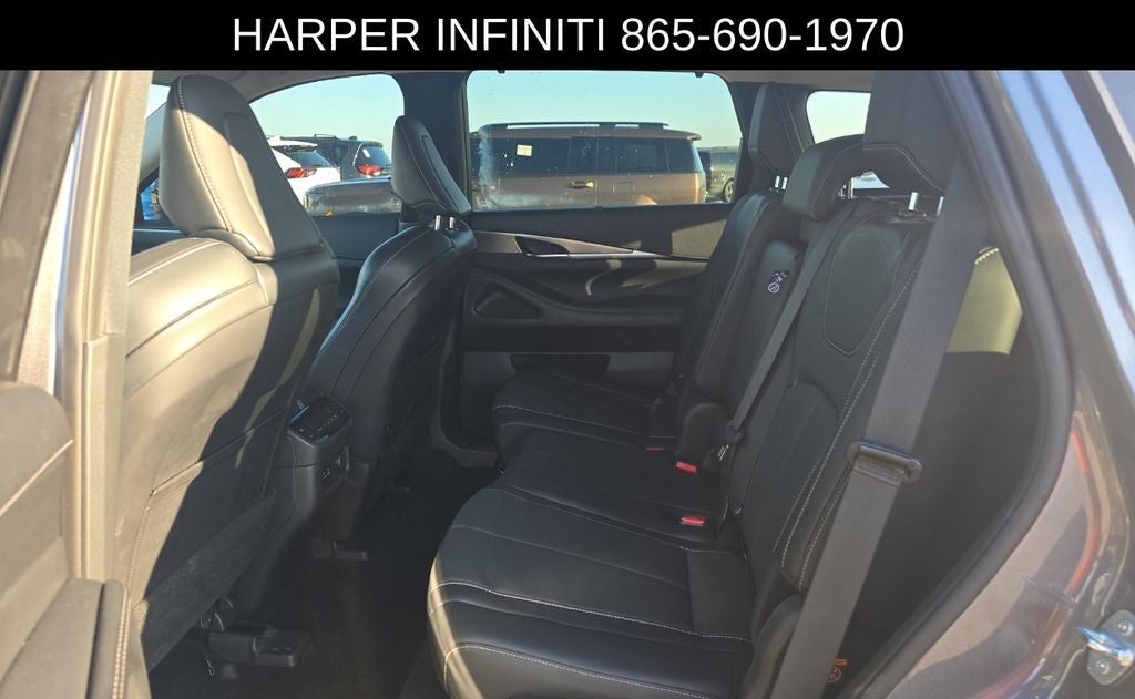 2023 INFINITI QX60 LUXE