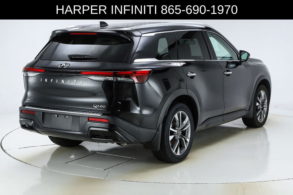 2023 INFINITI QX60 LUXE