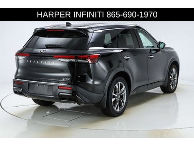 2023 INFINITI QX60 LUXE