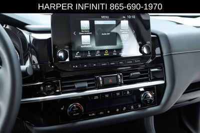 2025 Nissan Pathfinder SL