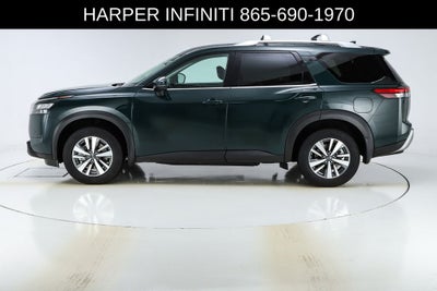 2025 Nissan Pathfinder SL