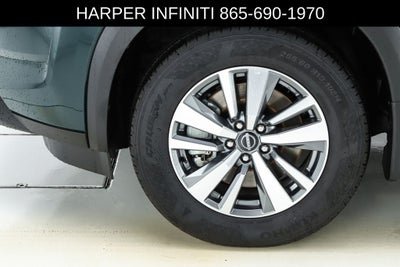 2025 Nissan Pathfinder SL